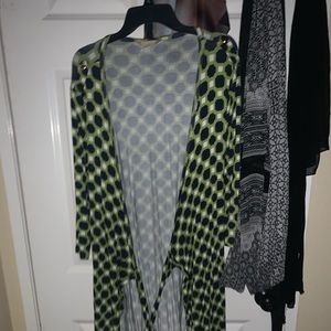 Green patterned dress robe